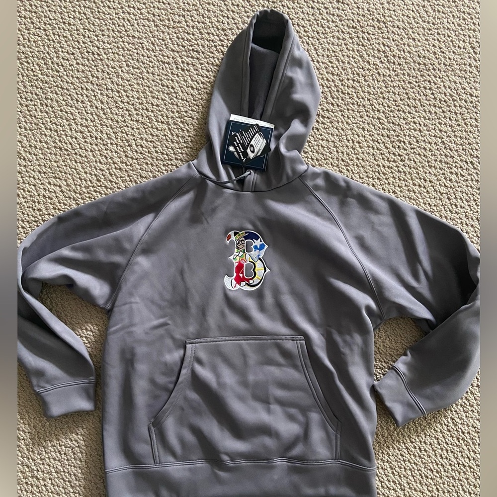 NWT Men's 4Boston embroidered hoodie sweatshirt Patriots / Celtics/Bruins/RedSox
